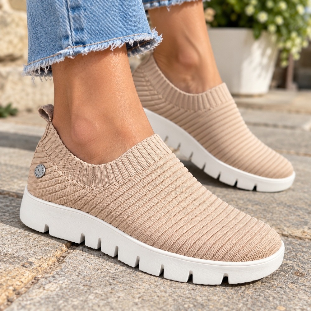 Bernie Mev FX Sparky Sneakers Women 38 Blush NWT Vegan Memory Foam Slip On